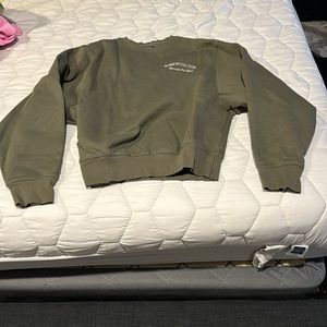 Green cropped sweatshirt